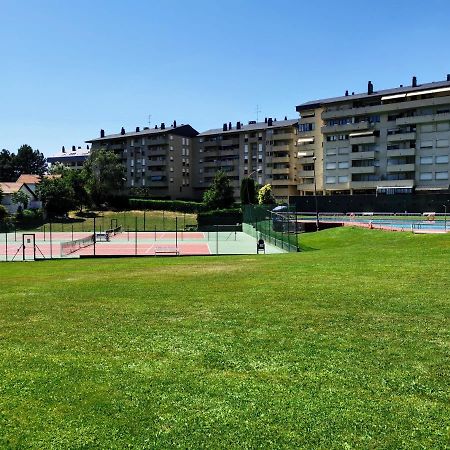 Oroel Apartment Jaca Exterior photo